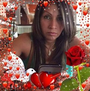 Meet your Posher, Deysi